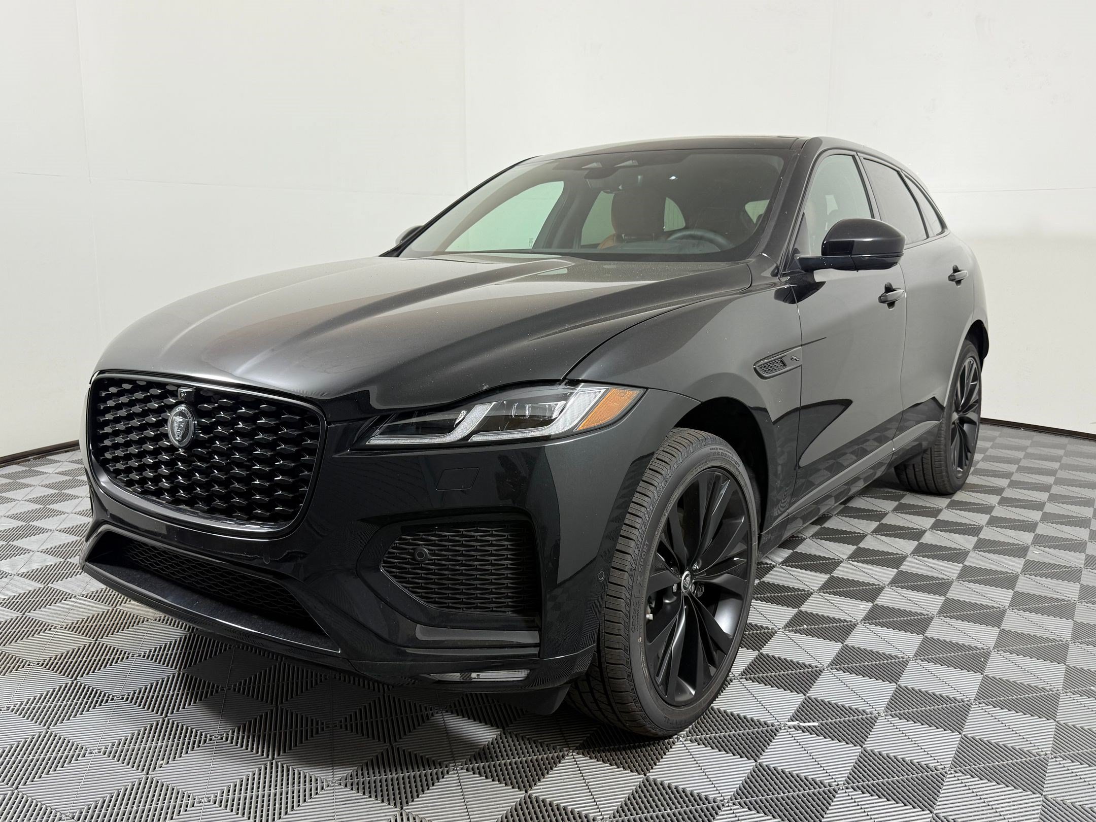 New 2026 Jaguar F-PACE R-Dynamic S