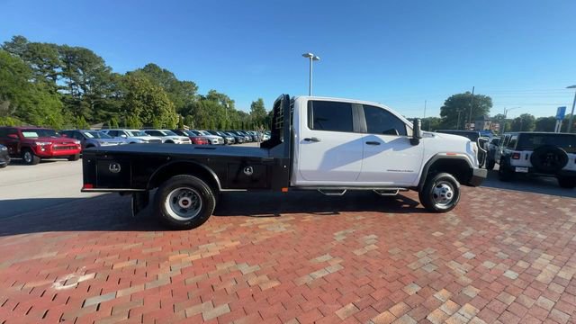 Used 2022 GMC Sierra 3500 Pro w/ Convenience Package AWD/4WD image 3