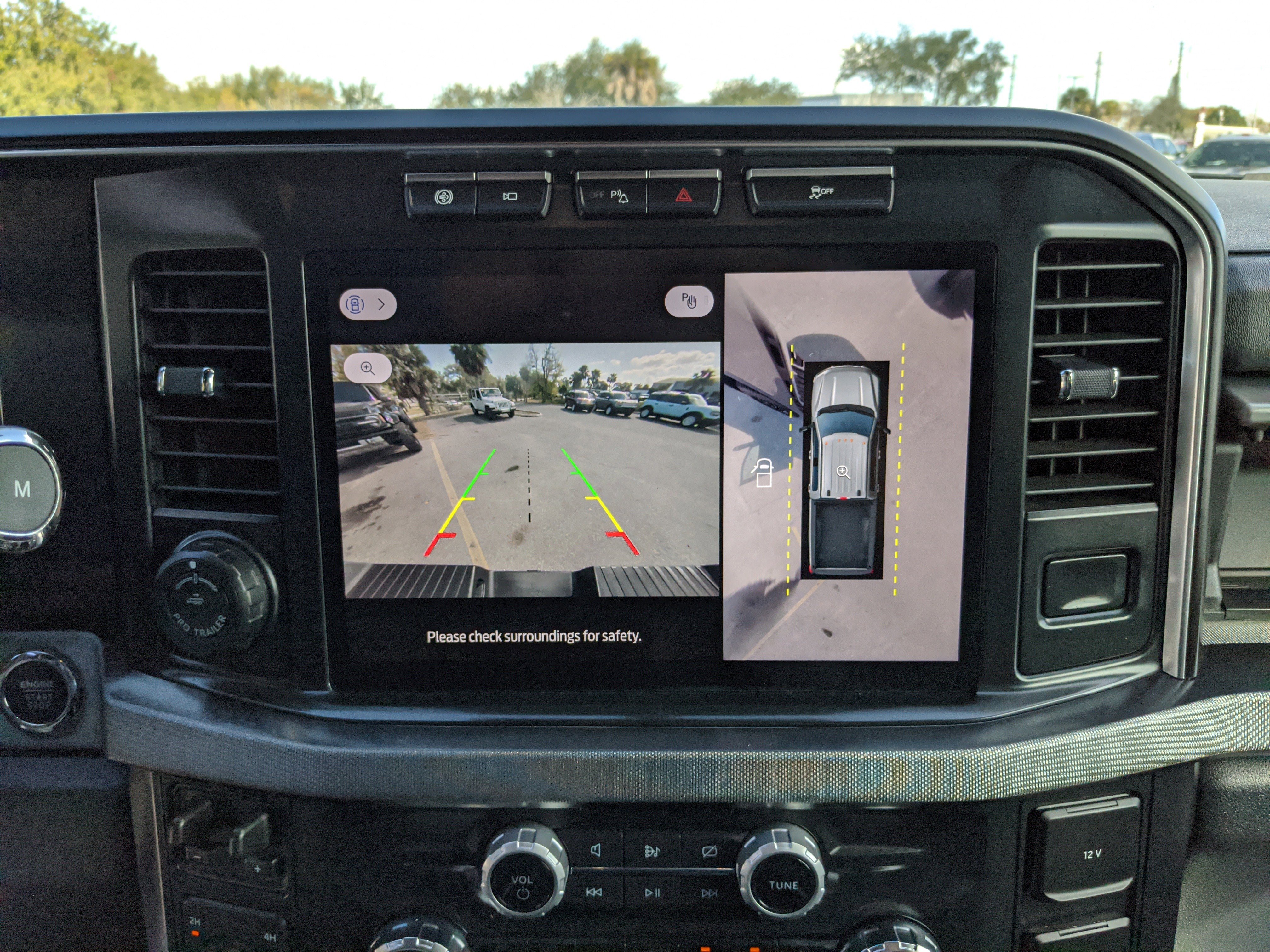 Used 2024 Ford F250 Platinum image 29