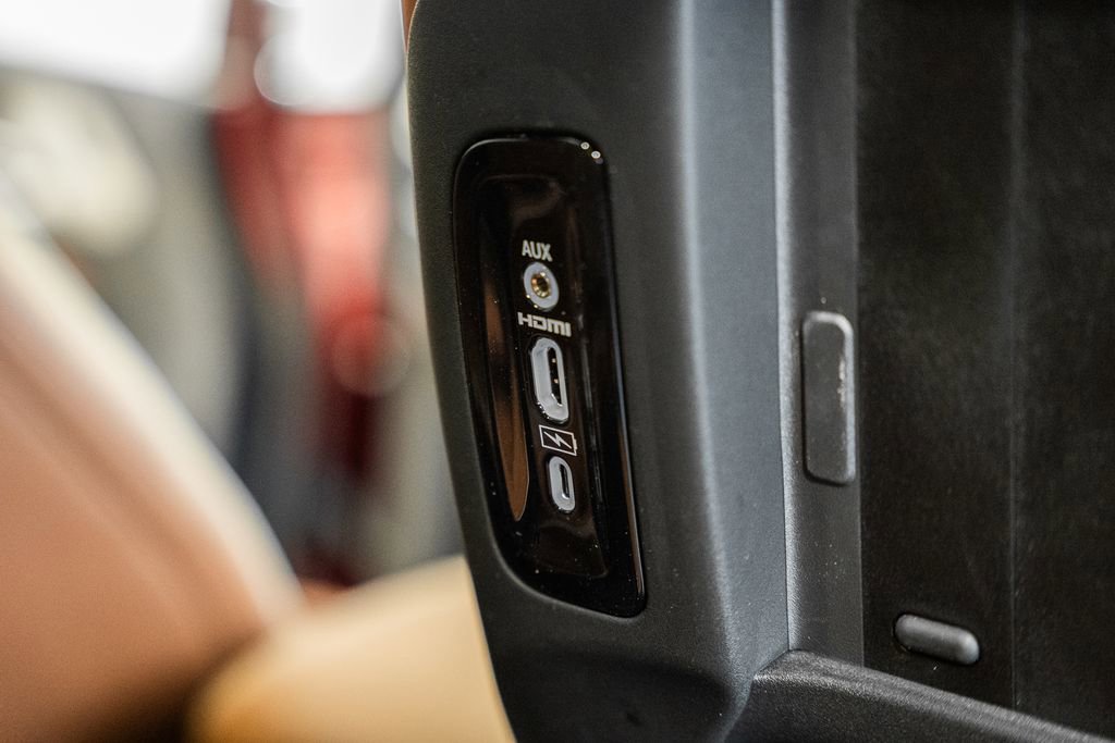 New 2026 Chrysler Pacifica Pinnacle image 35