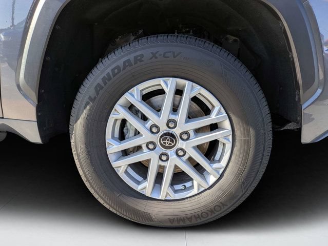 Used 2024 Toyota Tundra SR5 AWD/4WD image 10