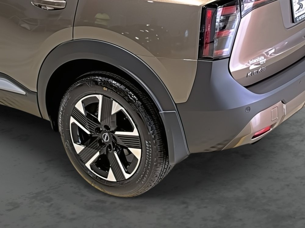 New 2026 Nissan Kicks SV w/ Cold Weather Package AWD/4WD image 11