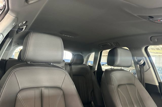 Used 2023 Audi Q5 2.0T Premium w/ Convenience Package image 20