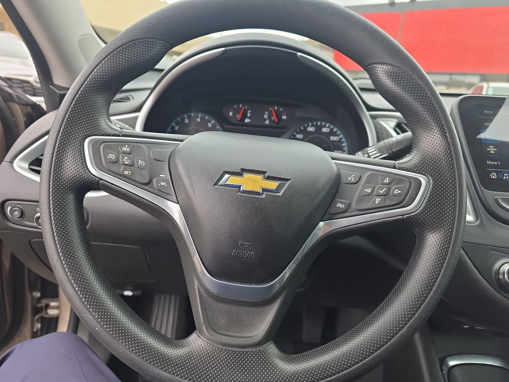 Used 2023 Chevrolet Malibu LT w/ Driver Confidence Package FWD image 14