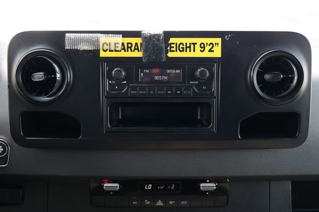 Used 2019 Mercedes-Benz Sprinter 144 image 31