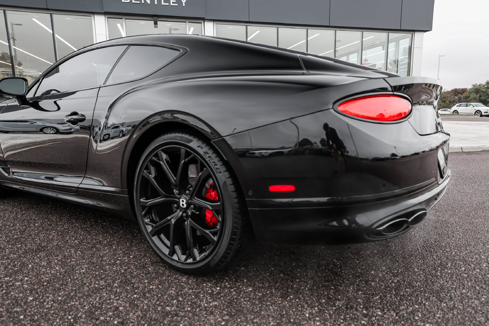 Certified 2023 Bentley Continental GT V8 AWD/4WD image 9