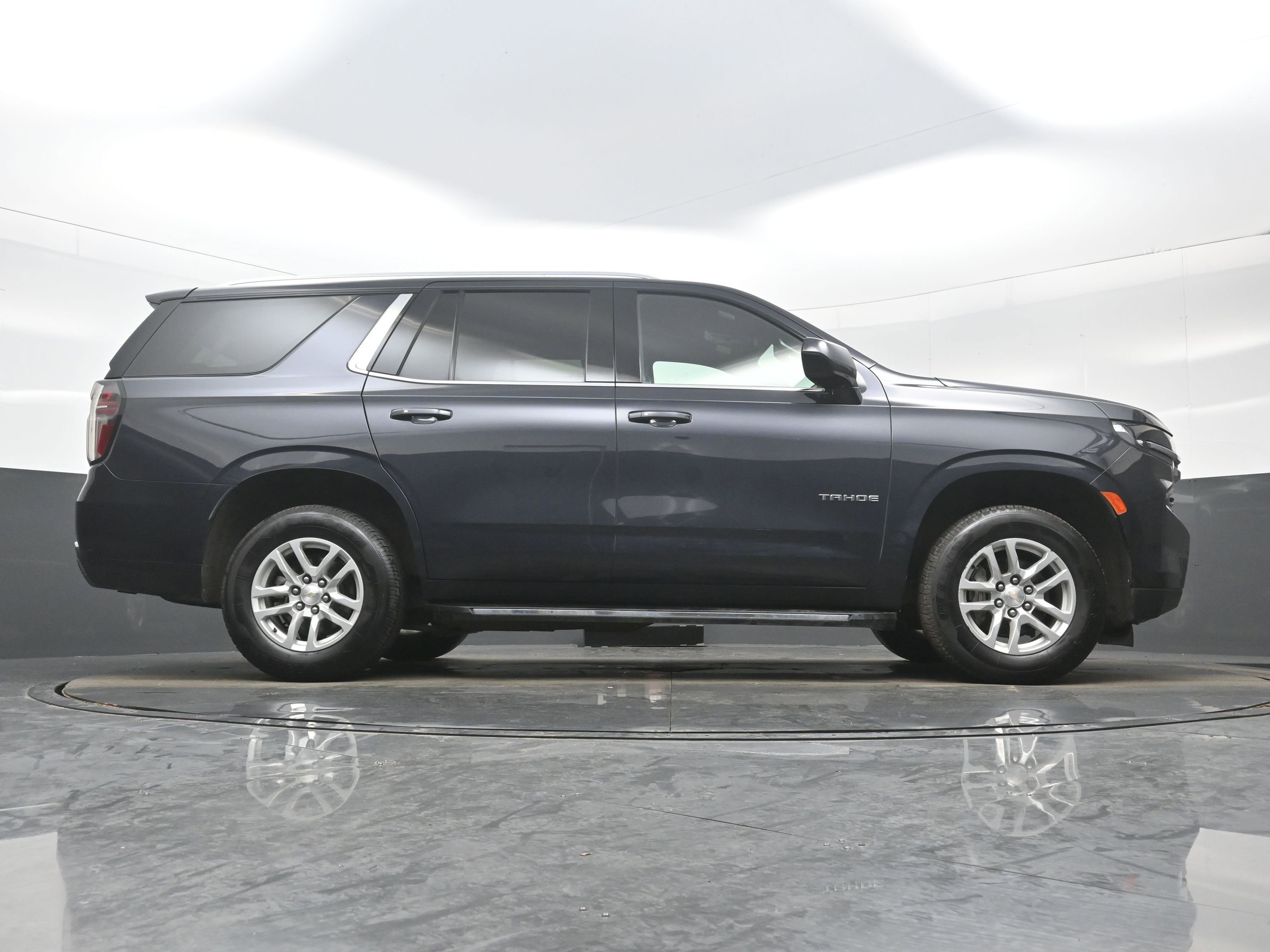 Used 2023 Chevrolet Tahoe LT AWD/4WD image 31