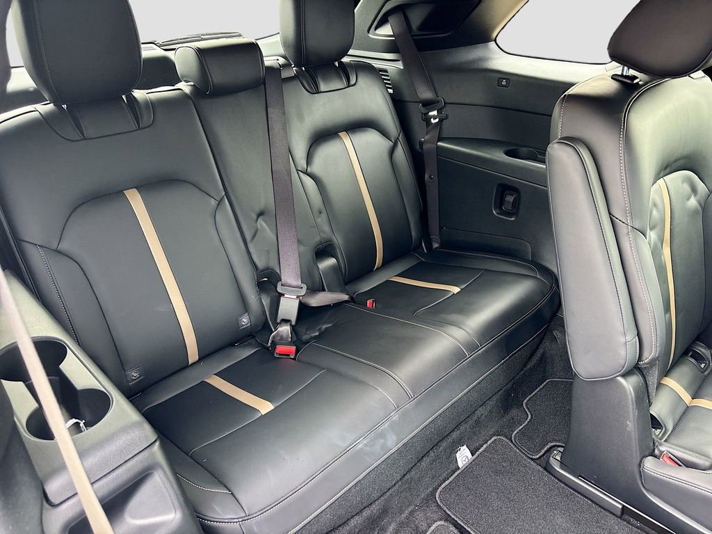 Used 2024 MAZDA CX-90 Plug-In Hybrid w/ Premium Plus image 29