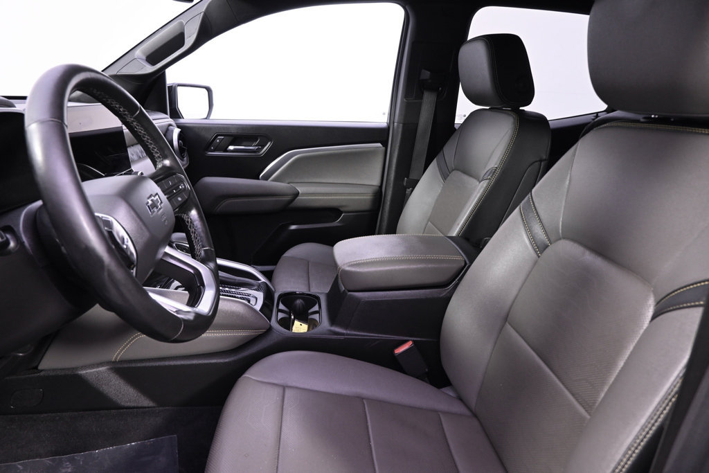 Used 2024 Chevrolet Colorado ZR2 w/ ZR2 Convenience Package III AWD/4WD image 13
