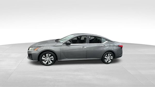 Used 2024 Nissan Altima 2.5 S image 4