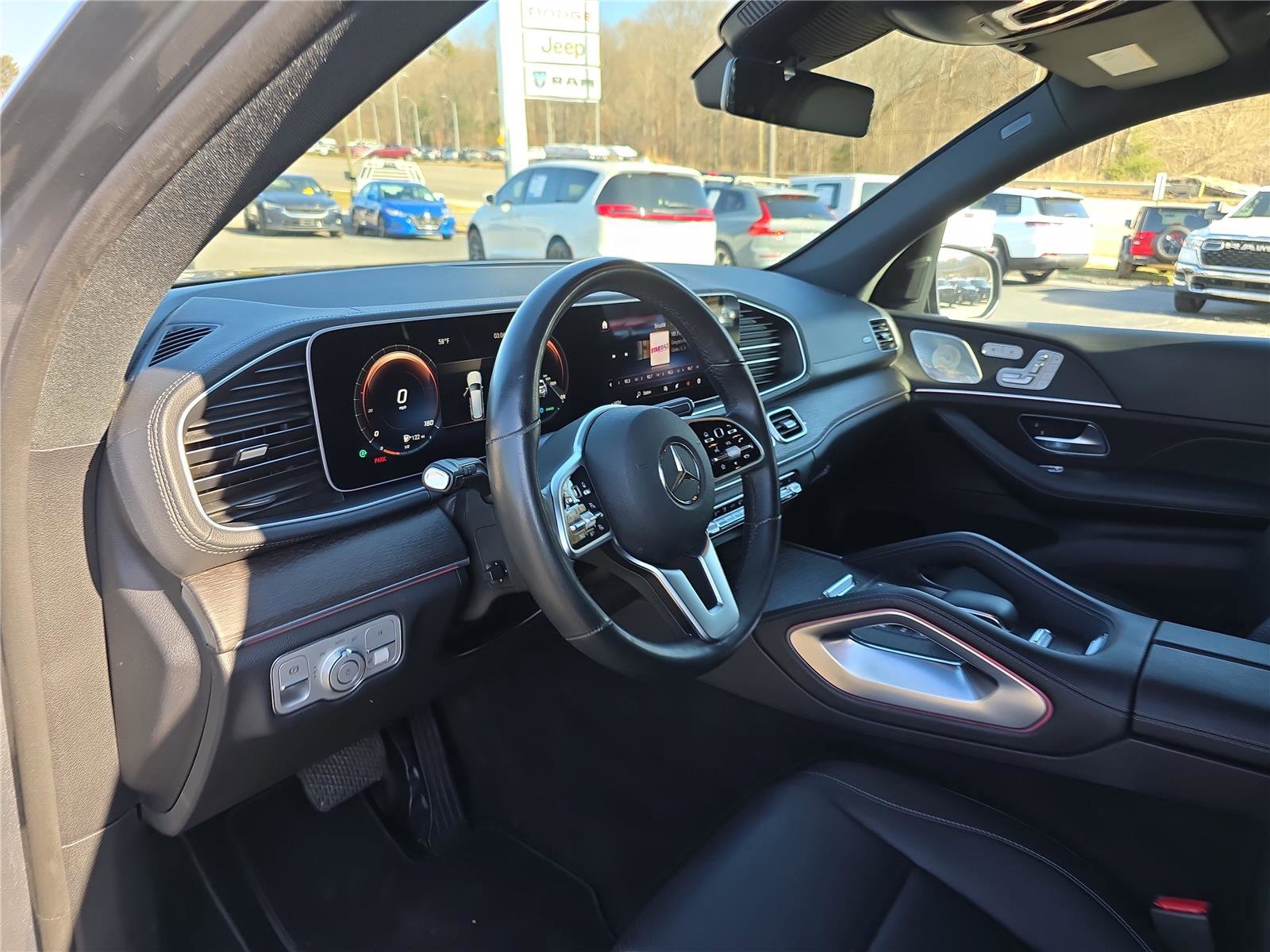 Used 2021 Mercedes-Benz GLS 450 4MATIC image 24