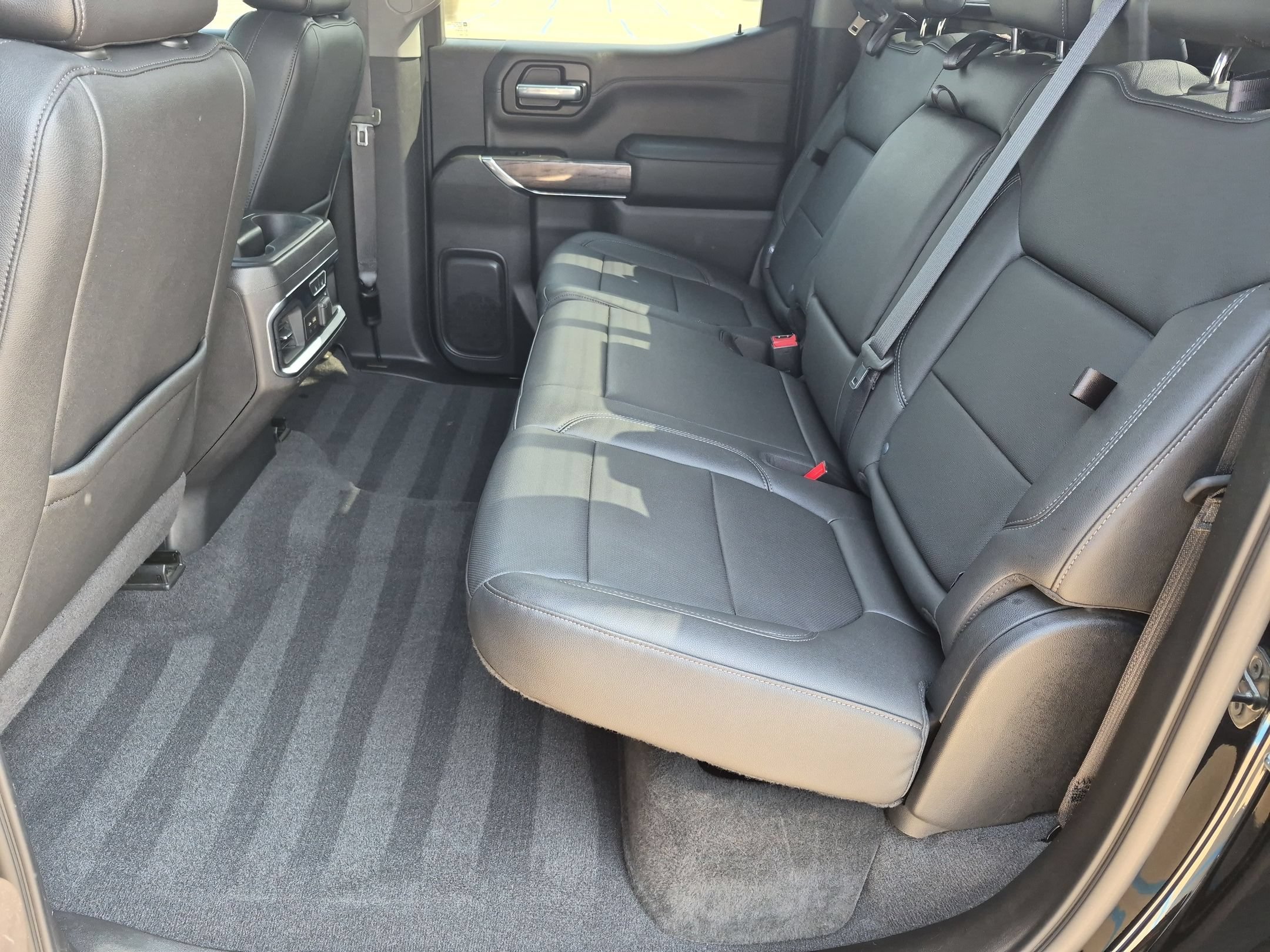 Used 2021 Chevrolet Silverado 1500 LTZ w/ LTZ Premium Package AWD/4WD image 24
