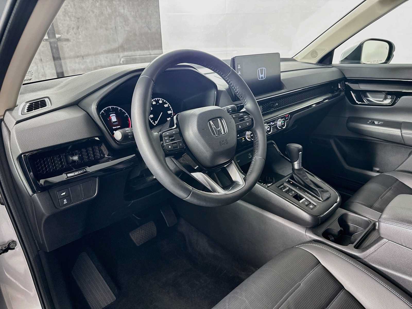 Used 2024 Honda CR-V EX-L image 10