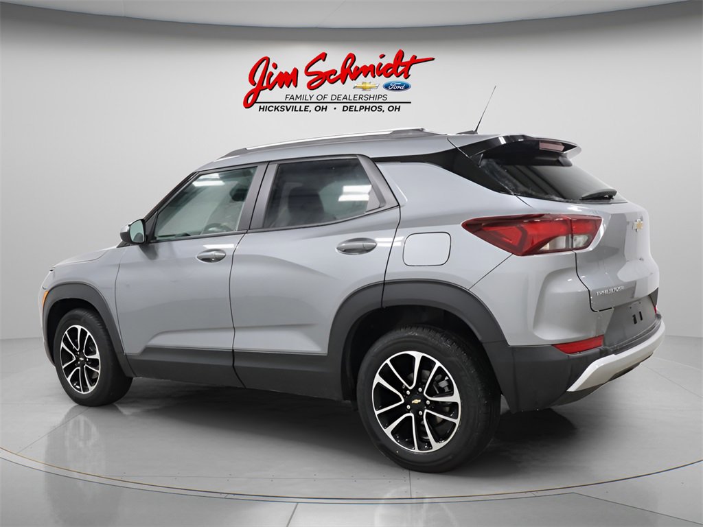 Used 2025 Chevrolet TrailBlazer LT image 4