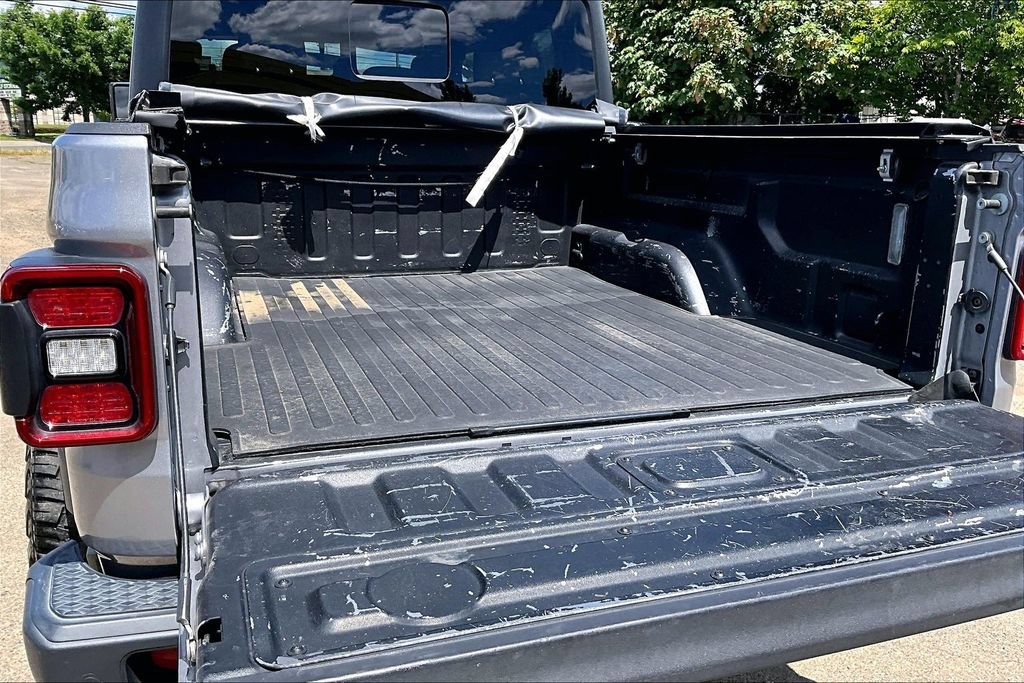 Used 2020 Jeep Gladiator Sport w/ Quick Order Package 24S AWD/4WD image 37