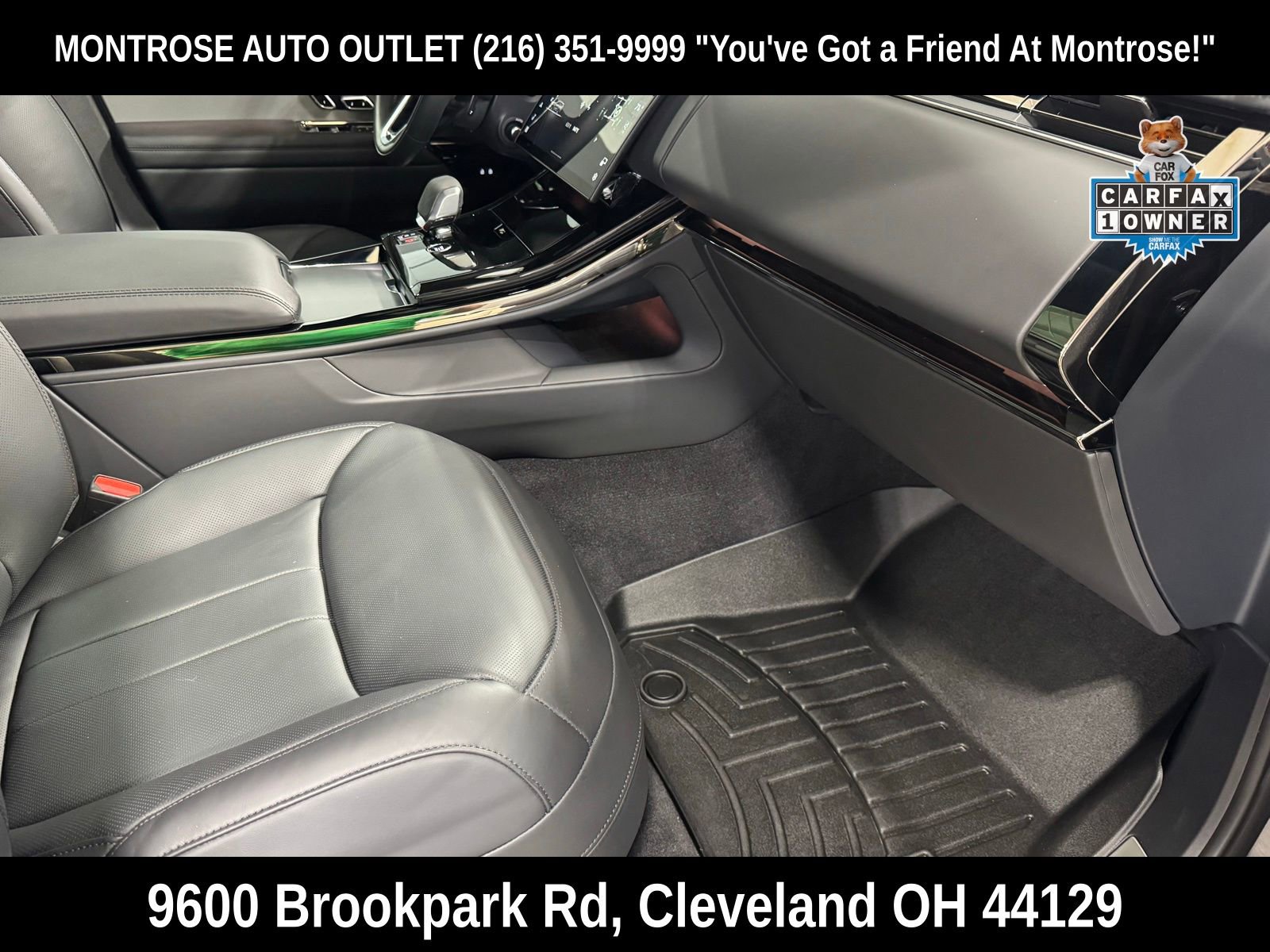 Used 2025 Land Rover Range Rover Sport SE image 47