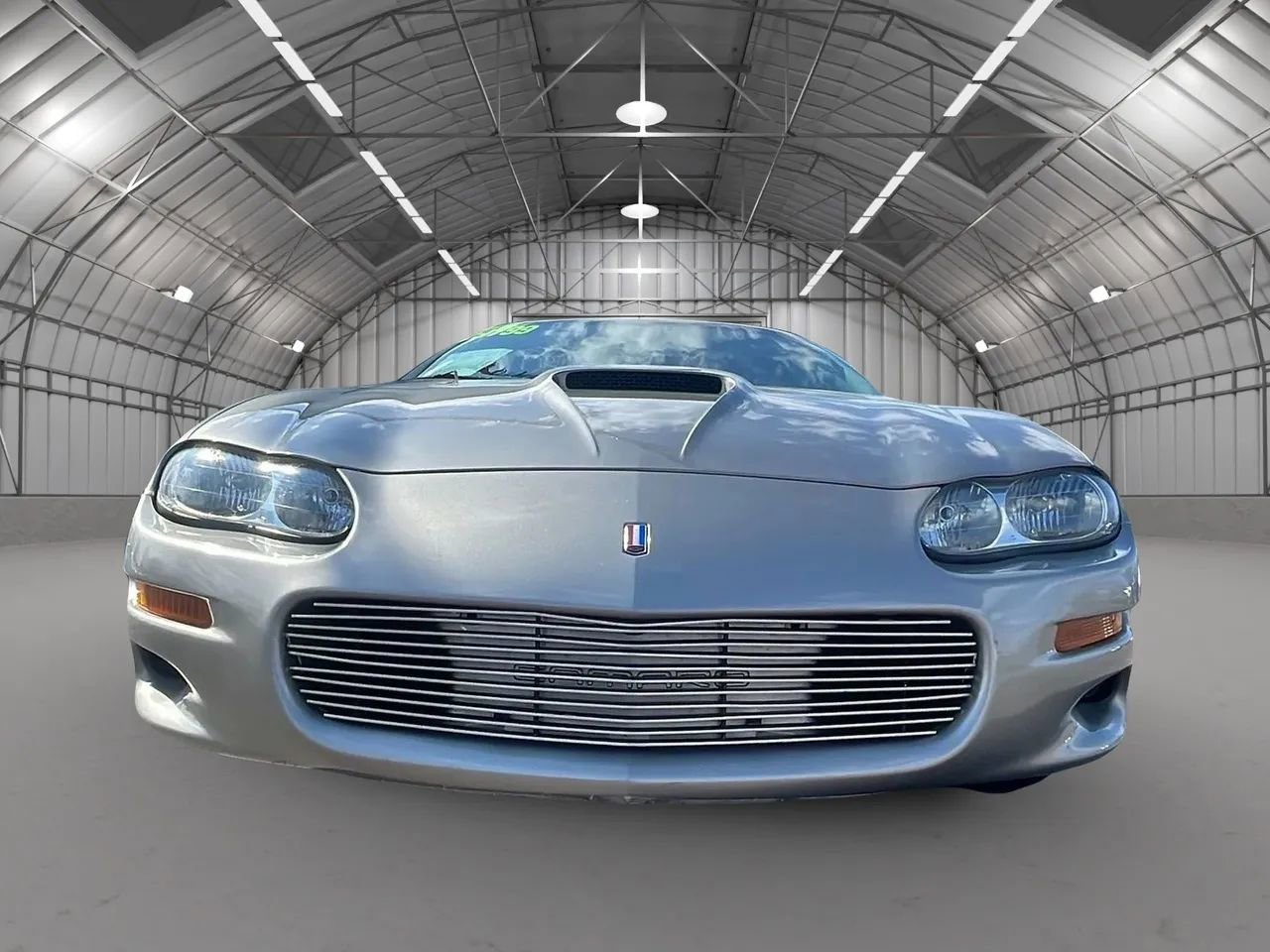 Used 2002 Chevrolet Camaro Z28 w/ SS Performance/Appearance Pkg RWD image 9