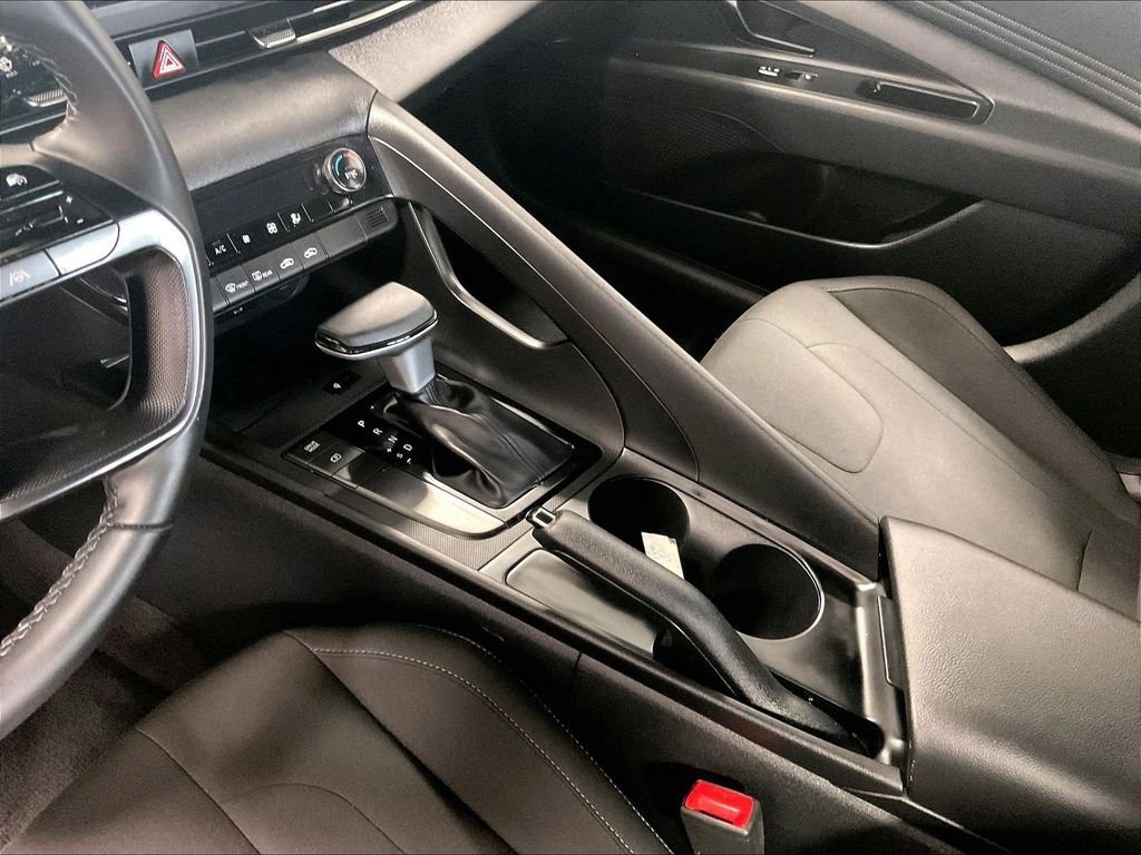Certified 2025 Hyundai Elantra Sport FWD image 20