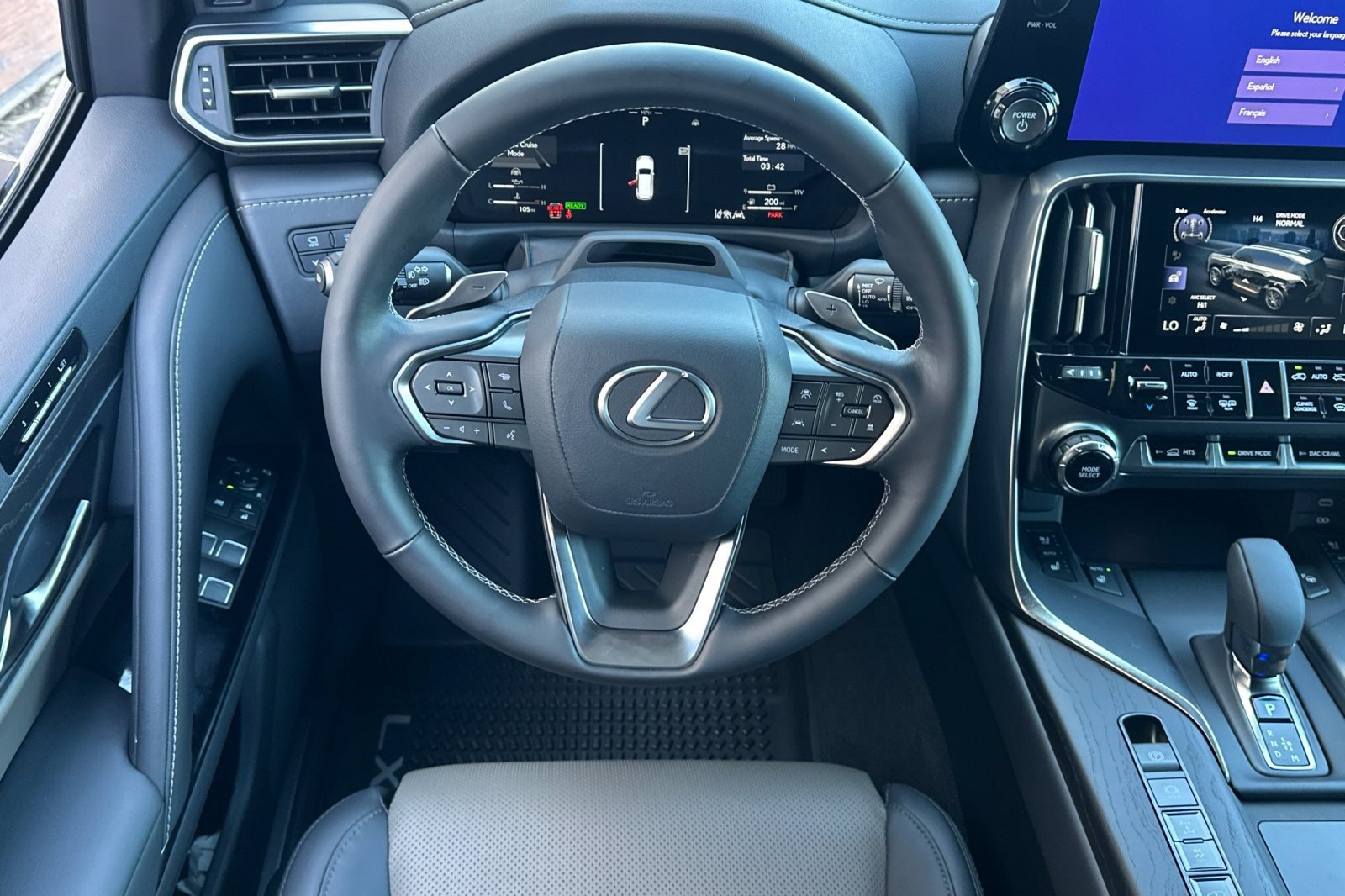 New 2026 Lexus LX 700h Overtrail AWD/4WD image 4