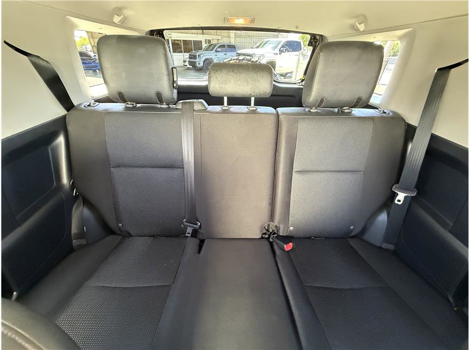 Used 2014 Toyota FJ Cruiser 4WD w/ Convenience Package image 36