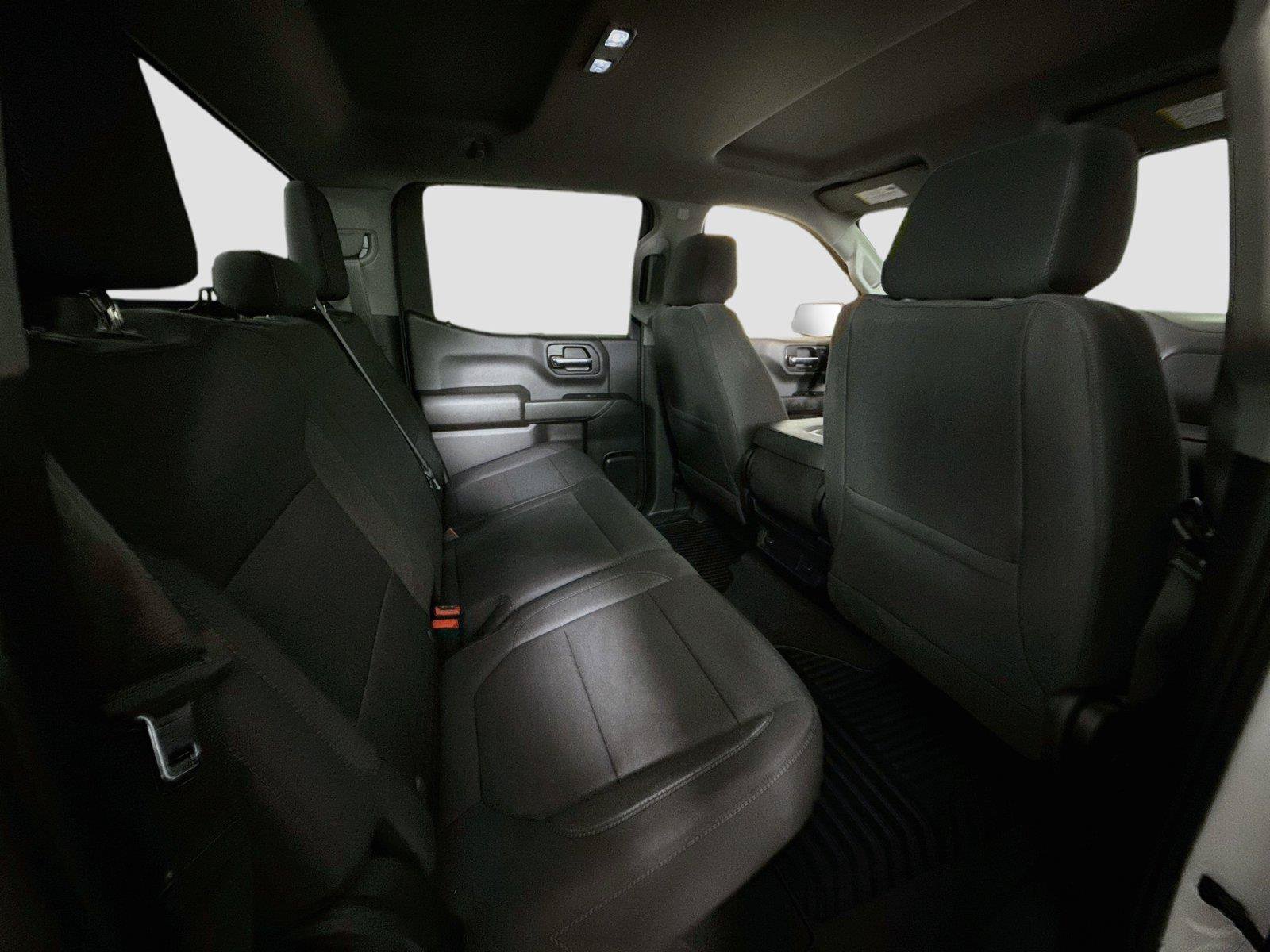 Used 2022 Chevrolet Silverado 1500 Custom w/ Safety Confidence Package AWD/4WD image 17