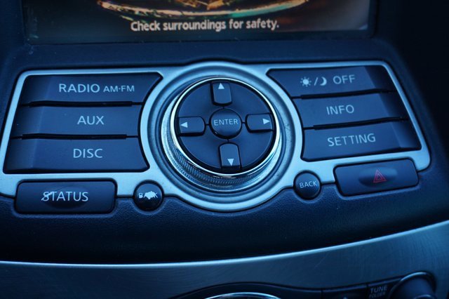 Used 2014 INFINITI Q60 Journey w/ Premium Package image 12