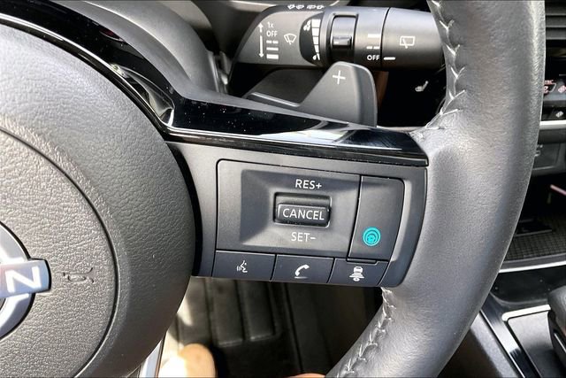 Certified 2024 Nissan Rogue SL w/ SL Premium Package AWD/4WD image 17