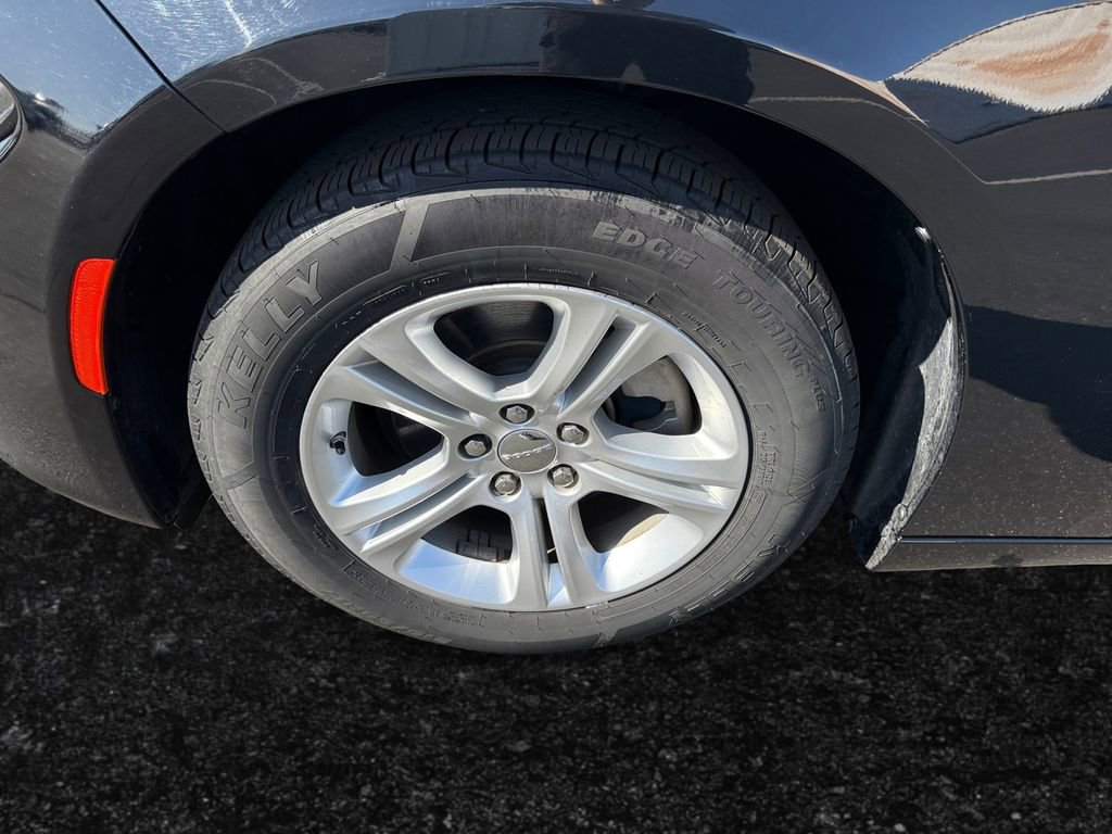 Used 2023 Dodge Charger SXT image 9