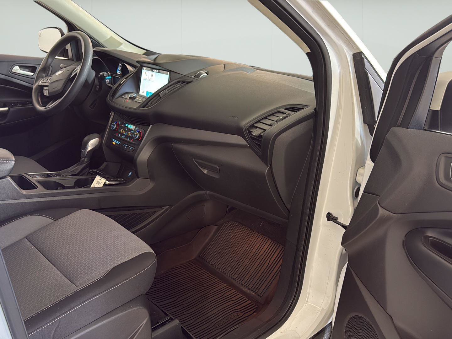 Used 2019 Ford Escape SE AWD/4WD image 18