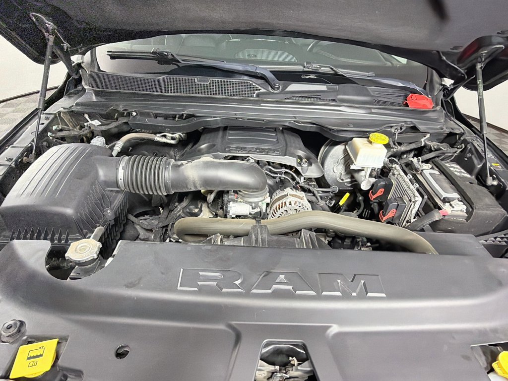Used 2022 RAM 1500 Laramie w/ Sport Appearance Package AWD/4WD image 28