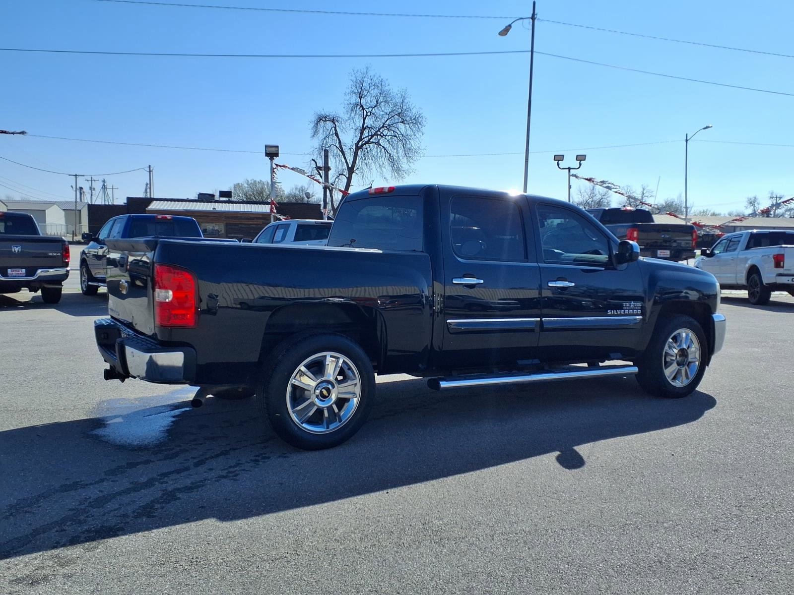 Used 2013 Chevrolet Silverado 1500 LT image 19