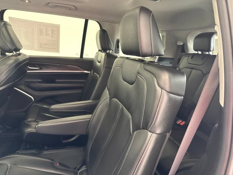 Used 2021 Jeep Grand Cherokee L Limited AWD/4WD image 20