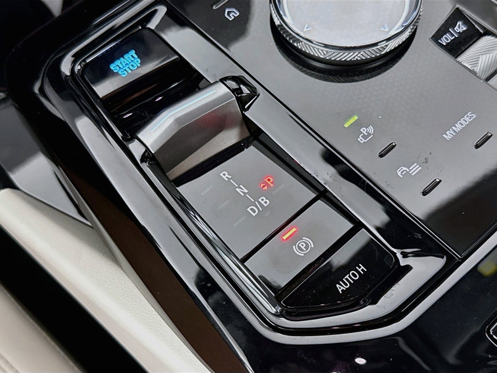 New 2027 BMW i5 M60 AWD/4WD image 17