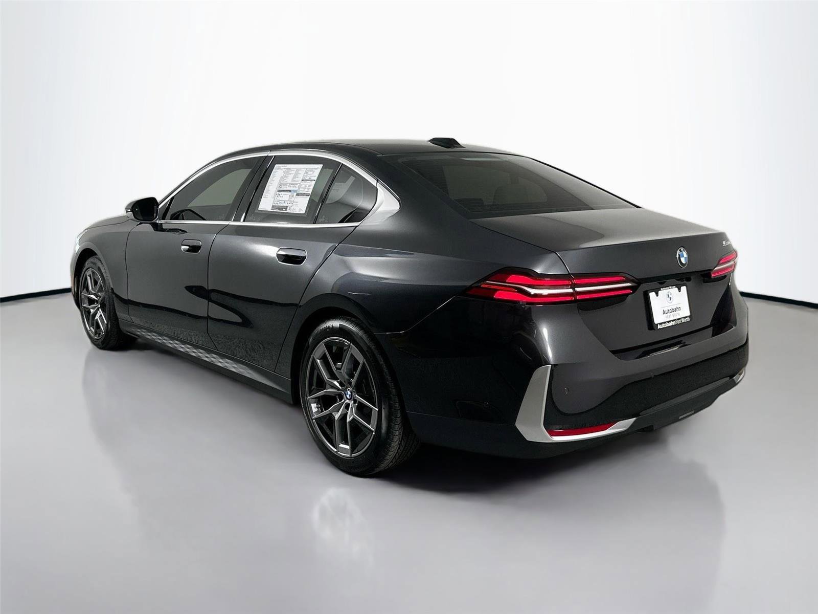 Certified 2026 BMW 530i w/ Premium Package RWD image 7