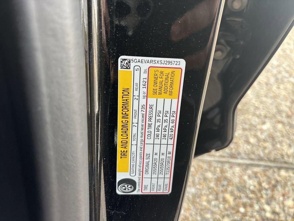 Certified 2025 Buick Enclave Preferred image 34