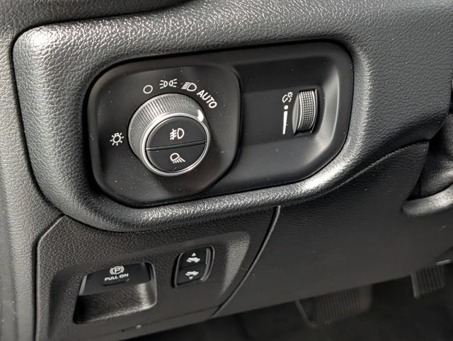 Used 2021 RAM 1500 Big Horn AWD/4WD image 16