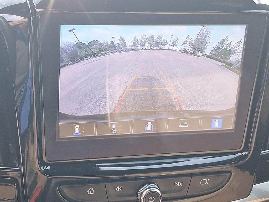 Used 2023 Chevrolet Traverse Premier image 41