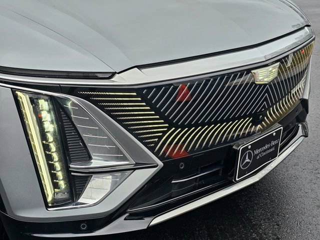 Used 2024 Cadillac Lyriq Luxury w/ LPO, Floor Liner Package image 3