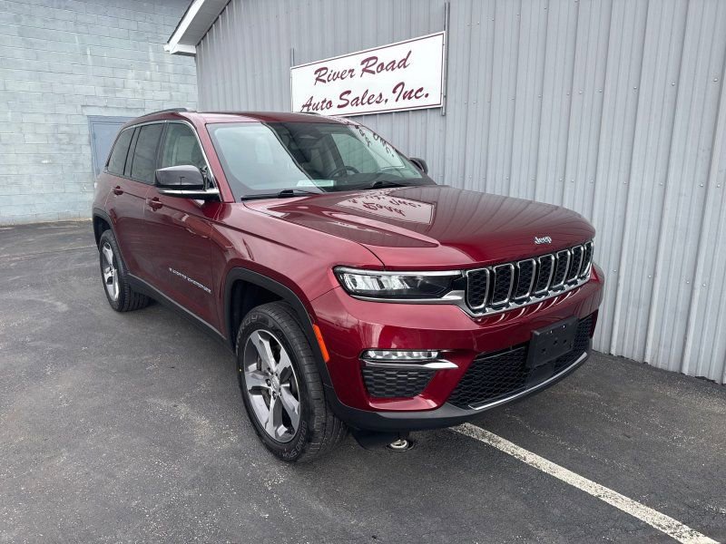 Used 2023 Jeep Grand Cherokee 4WD 4xe