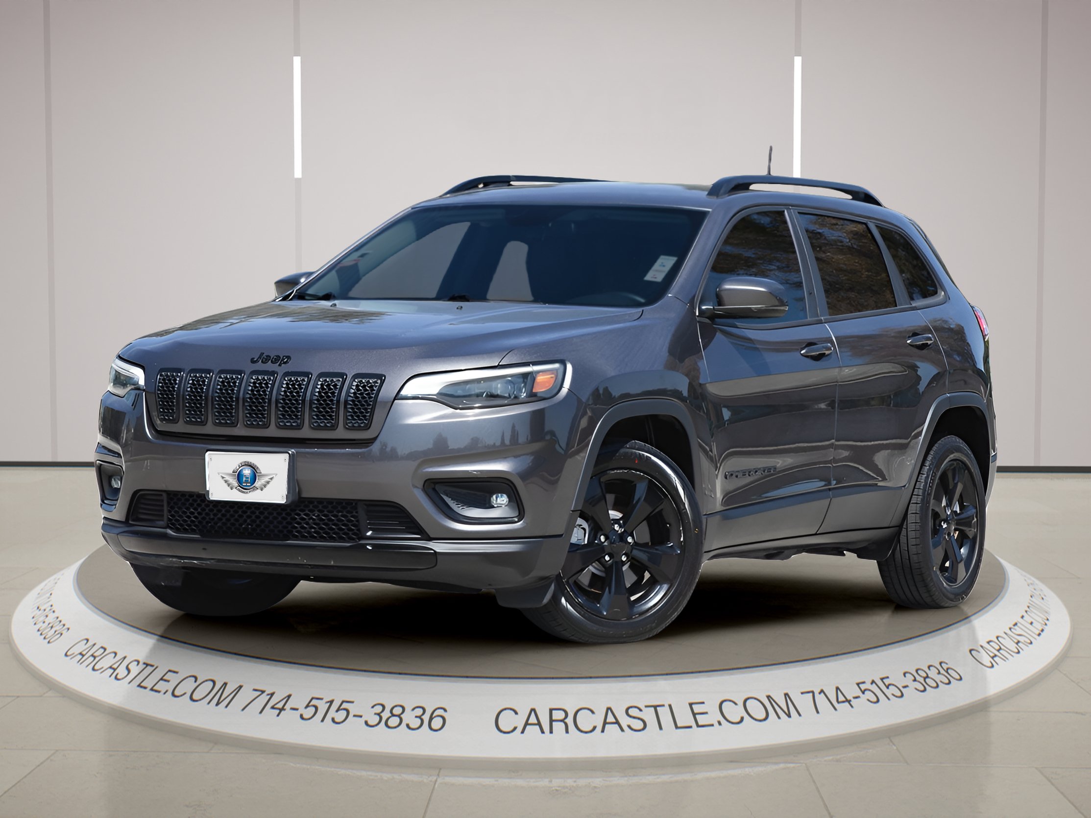 Used 2019 Jeep Cherokee Latitude Plus FWD image 1