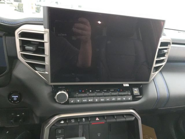 New 2026 Toyota Sequoia Platinum AWD/4WD image 31