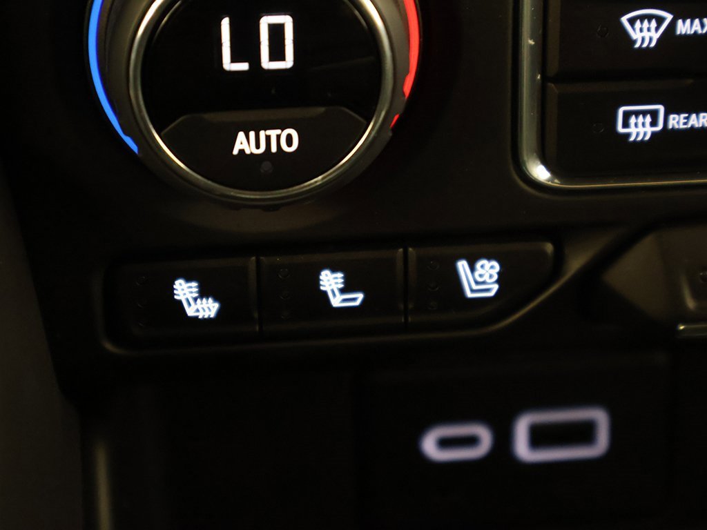 Used 2024 Chevrolet Tahoe High Country w/ Advanced Technology Package image 59