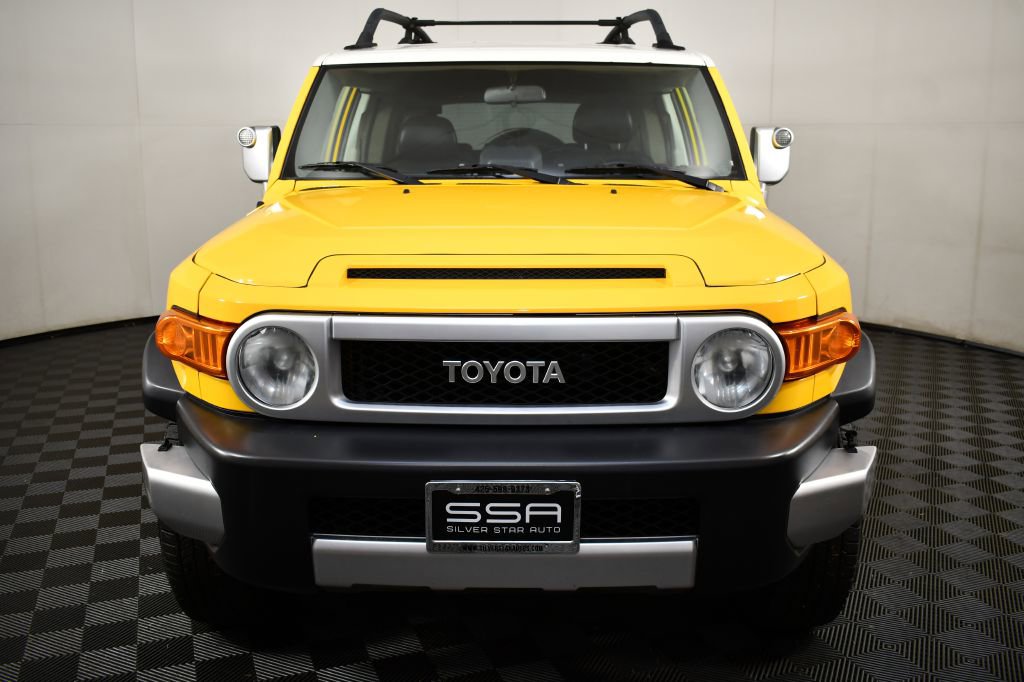 Used 2007 Toyota FJ Cruiser 4WD image 2
