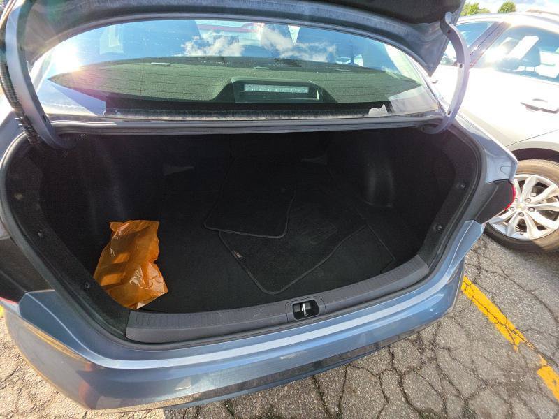 Used 2022 Toyota Corolla LE FWD image 11