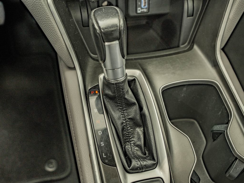 Used 2018 Honda Accord EX-L image 36