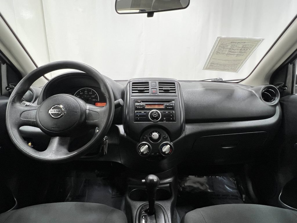 Used 2014 Nissan Versa S FWD image 17