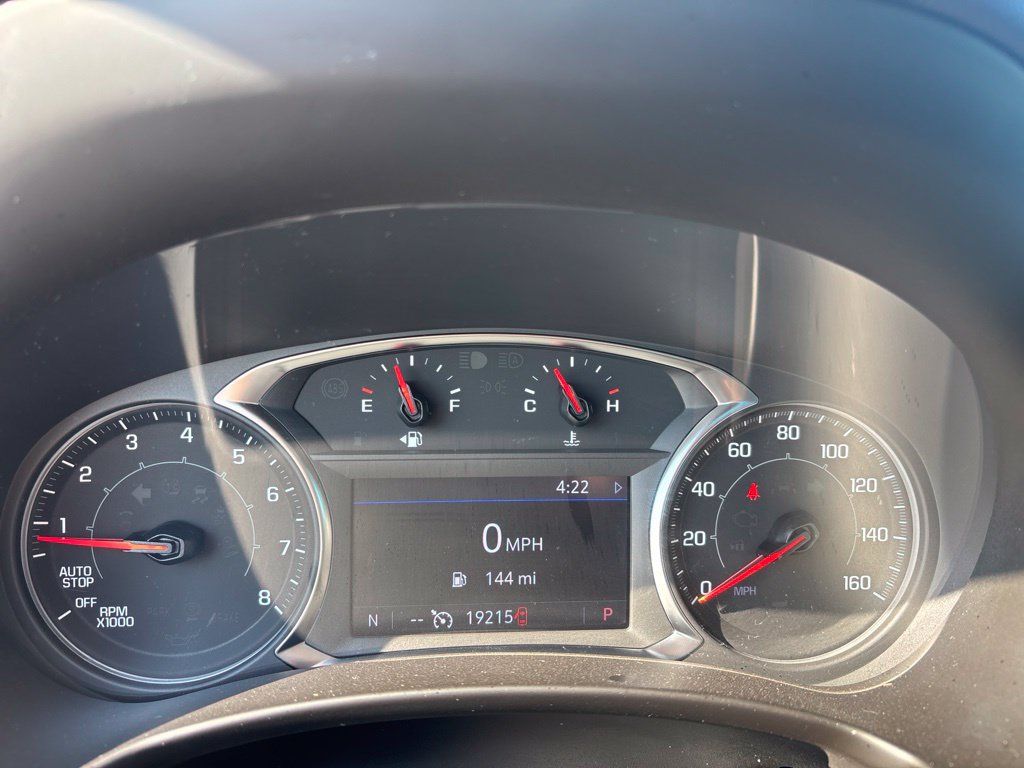 Used 2024 GMC Terrain SLT w/ Elevation Edition FWD image 18