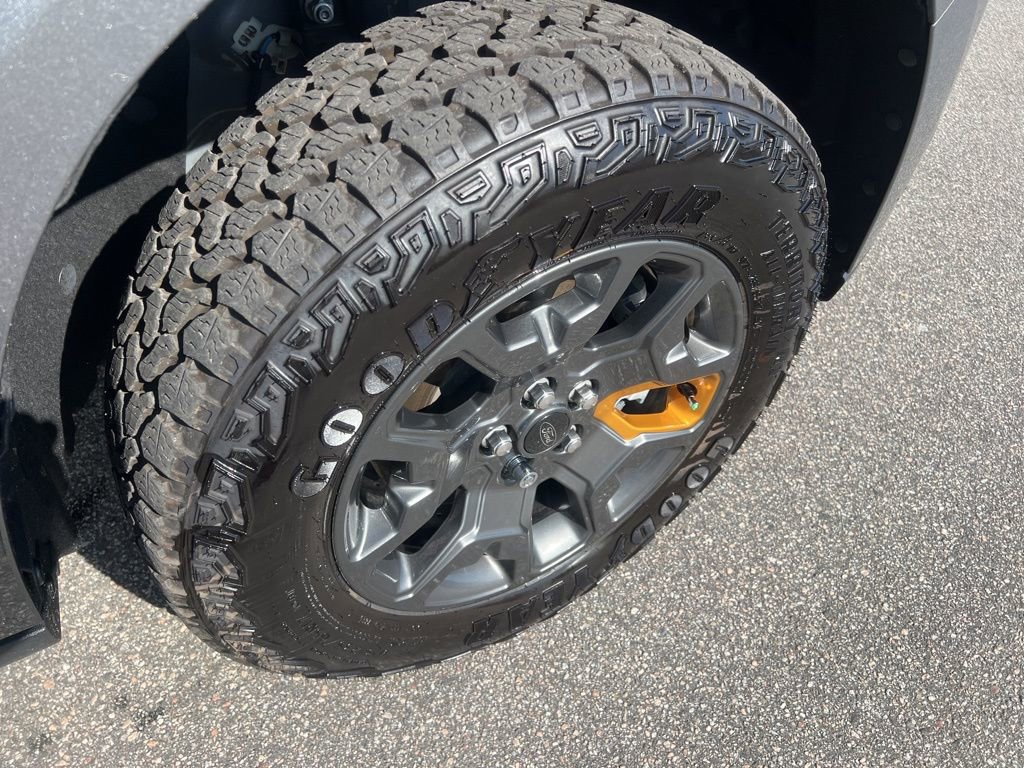 Used 2025 Ford Maverick Tremor image 39