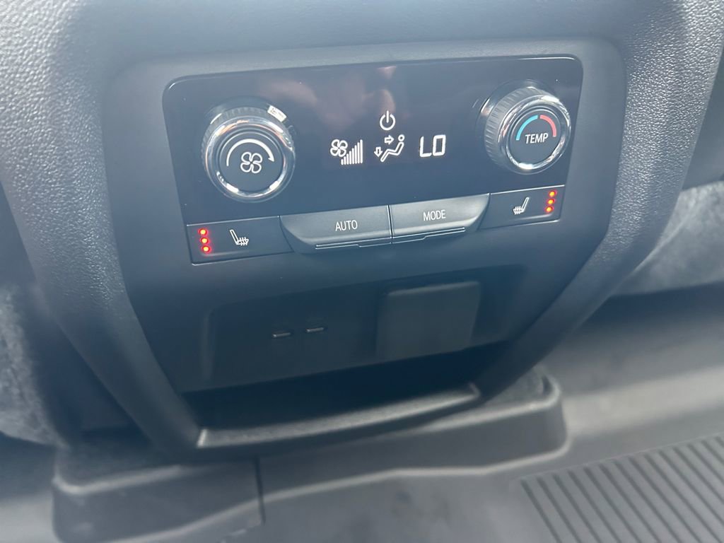 Used 2024 Chevrolet Traverse RS w/ LPO, Floor Liner Package image 36