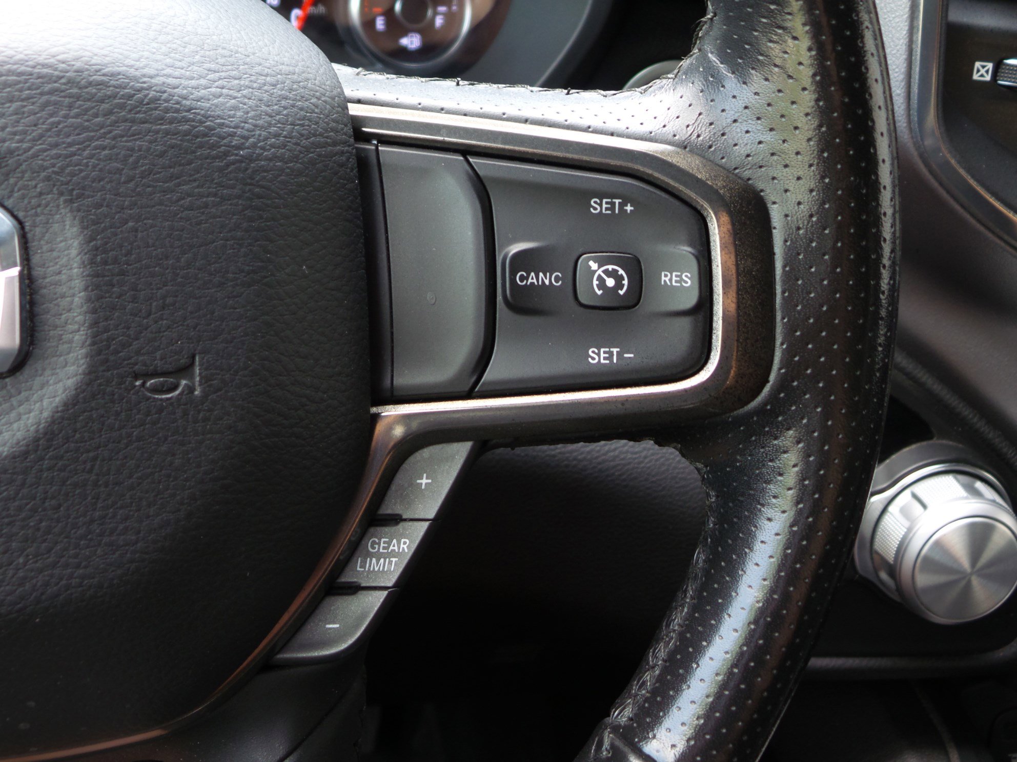 Used 2019 RAM 1500 Sport w/ Level 2 Equipment Group AWD/4WD image 35
